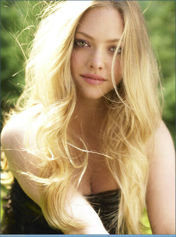 File:Amanda-Seyfried-1135597.jpeg