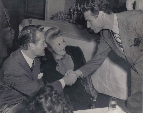 File:Morris Palladuim.jpg