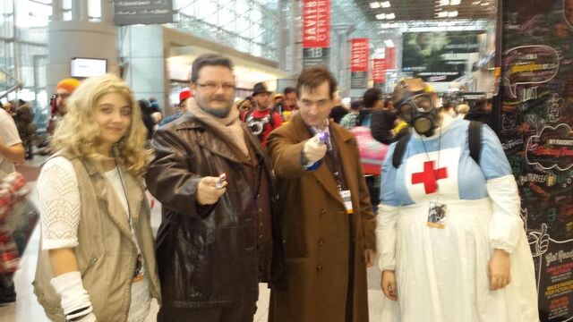 File:Nycc2014-doctorwhocosplay.jpg