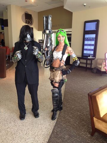 File:C2e22014-cosplay5.jpg