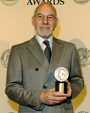 File:479px-Patrick Stewart 2012.jpg