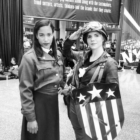 File:NYCC-2014 WikiaLive 0052.jpg