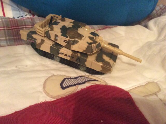 File:Tigertank.jpg