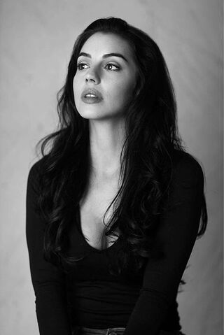 File:Adelaidekane2016photoshoot5.jpg