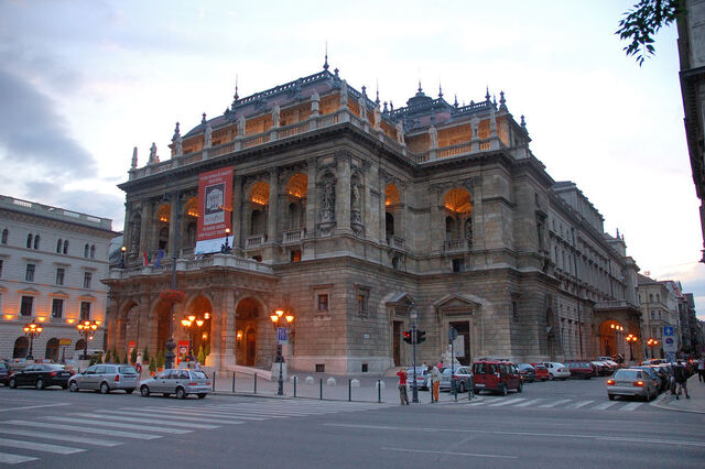 File:500px-Hungarian State Opera House(PDXdj).jpg