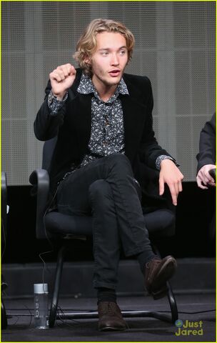 File:Adelaide-toby-torrance-tca-press-day-09.jpg