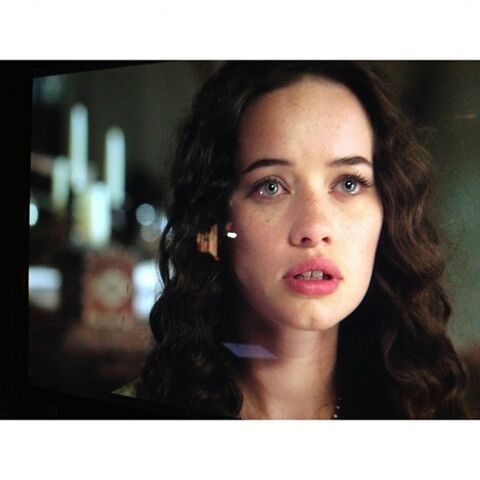 File:Anna popplewell bts.jpg