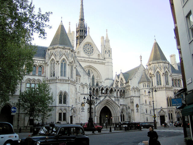 File:1024px-Royal courts of justice.jpg