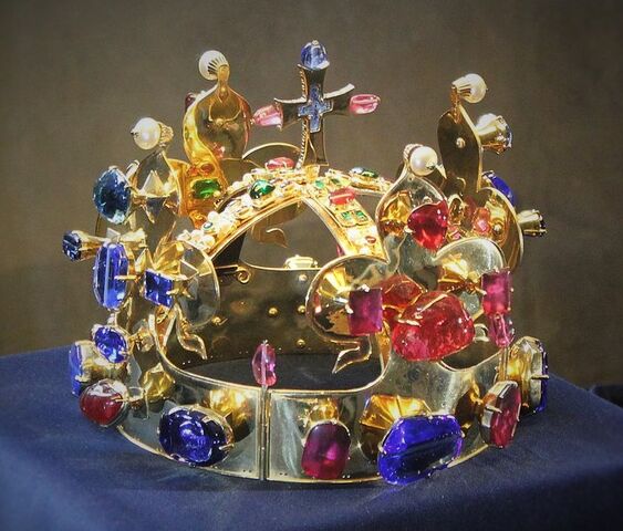 File:Crown of St. Wenceslas.jpg