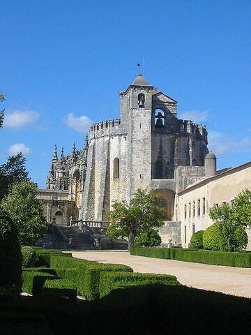 File:Tomartemplarschurch2.jpg