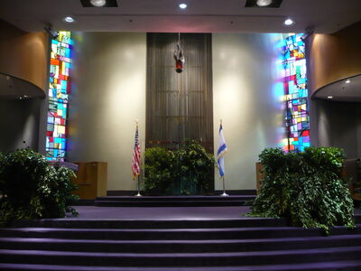 Shavuot synagogue2