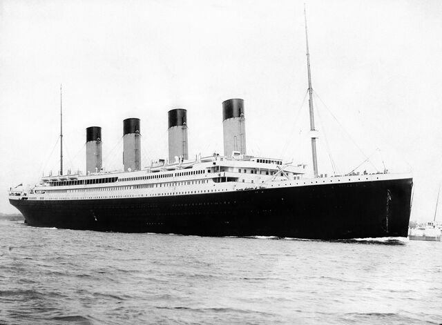 File:RMS Titanic departing Southampton.jpg