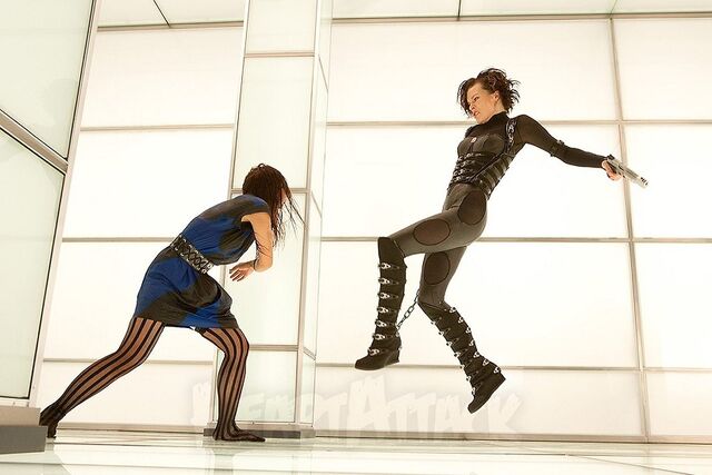 File:J Pop Girl, about to get kicked by Alice.jpg