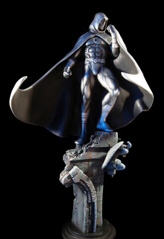File:MoonKnight statue1.jpg