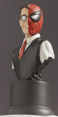 File:PARKER-SPIDY-FRONT.jpg