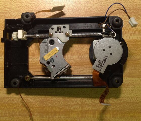 File:3DO FZ10 laser repair 3.jpg