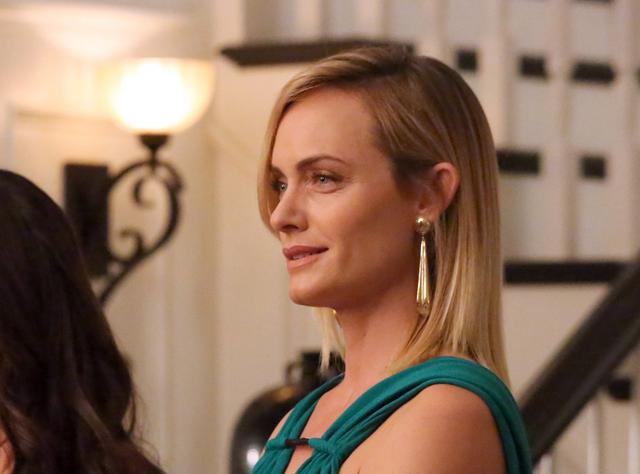 File:Lydia Profile.png