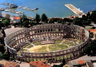 File:Pula.jpg