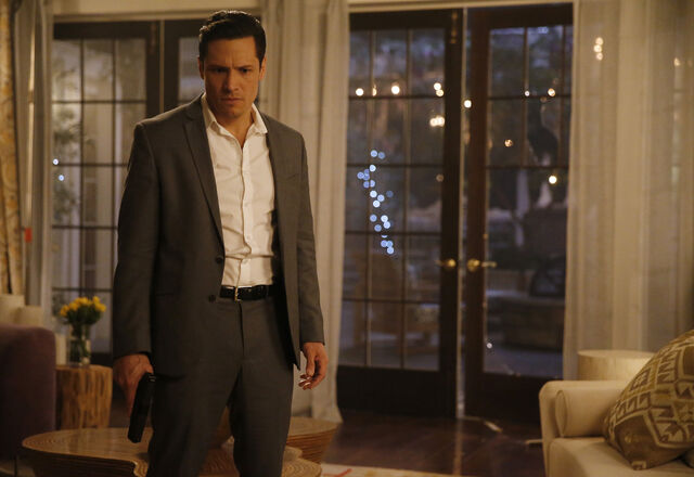 File:4x11 4.jpg