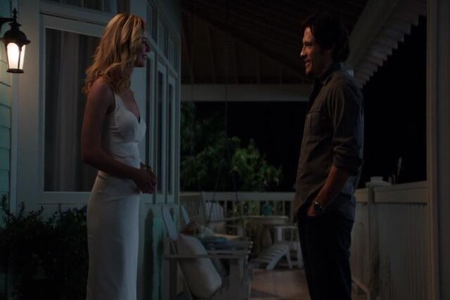 File:RevengeS01E09EmilyJack.jpg