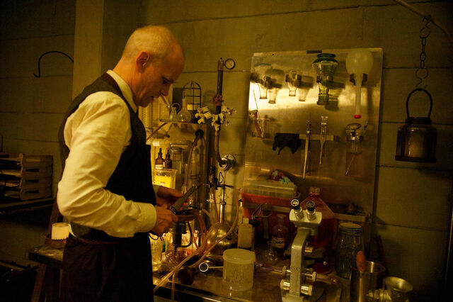 File:Revolution 2x08-14.jpg