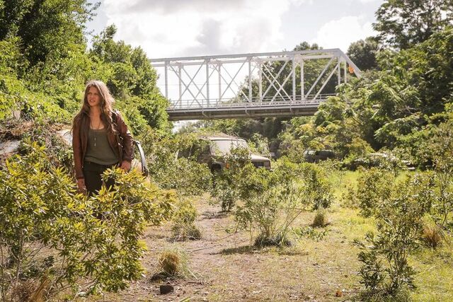File:Revolution 1x02-2.jpg