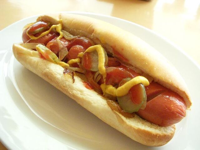 Datei:Hot dog.jpg