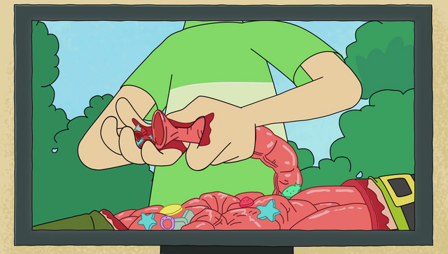 File:S1e8 strawberry smiggles9.png