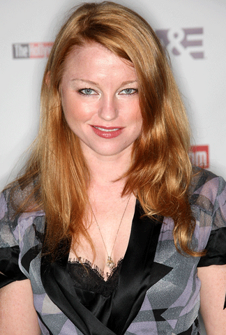 File:Sarah Schechter.png