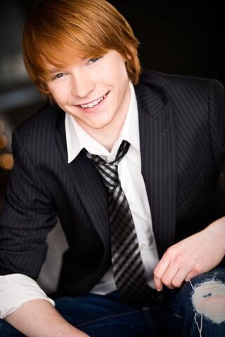 File:Calum-Worthy.jpg