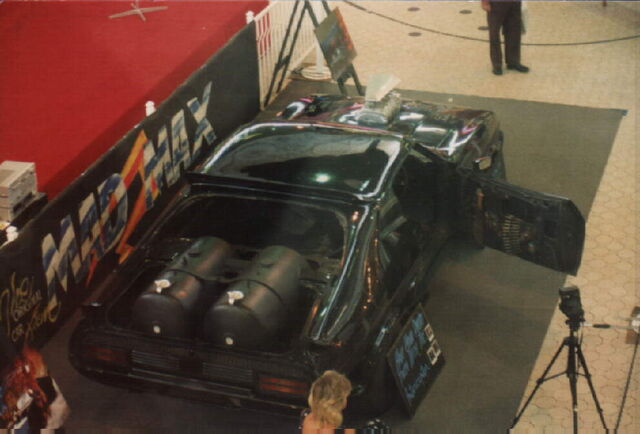 File:Mad-max-interceptor-fursenko-shopping-centre-display-1.jpg