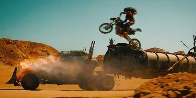 File:Mad Max z-1-.jpg