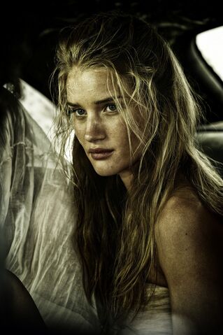 File:Ss-mad-max-fury-road-109e.jpg