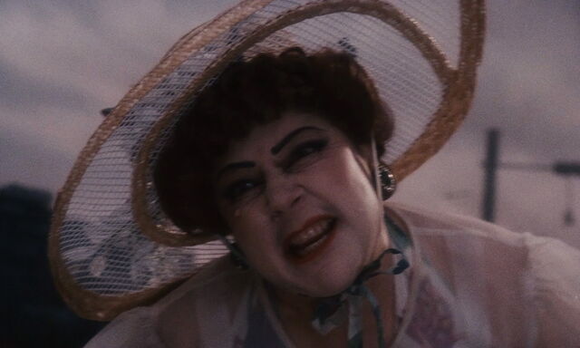File:Aunt Sponge.jpg