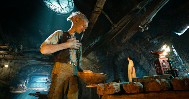 File:The BFG and Sophie.jpg
