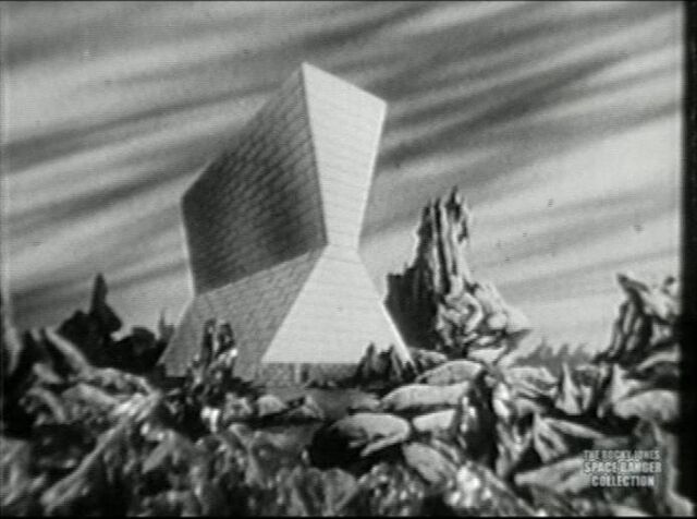 File:Pyramid on fornax.jpg