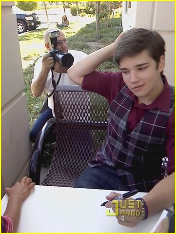 File:Freddieautograph.jpg