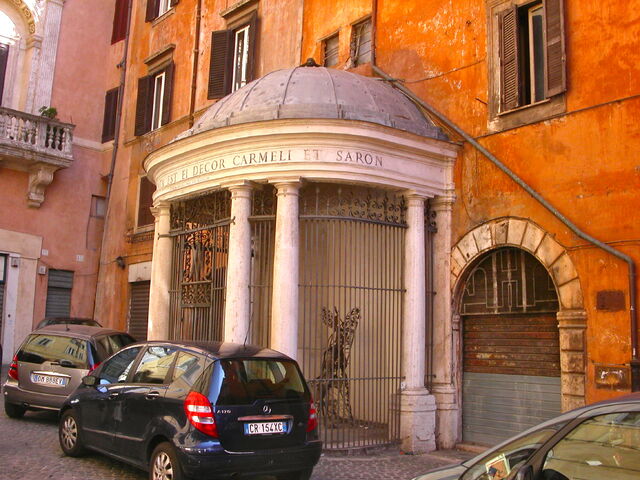 File:2011 Carmel casula.jpg