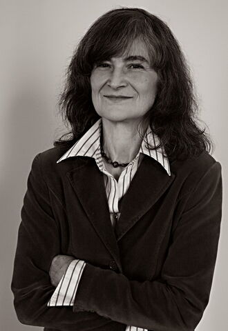 File:Gabriela Melinescu.jpg