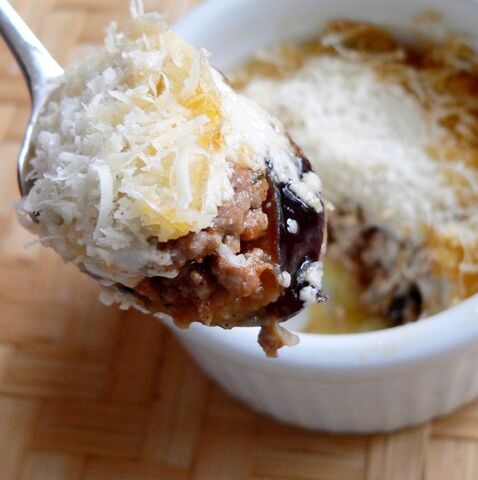 File:Potato and meat moussaka.jpg