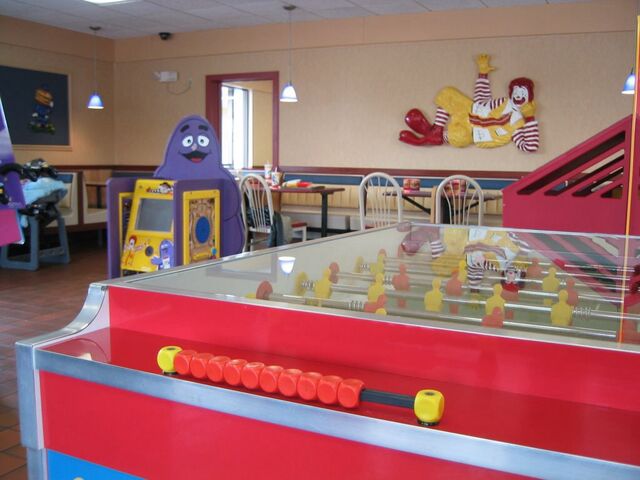 File:McDonald's Playplace 10.jpg