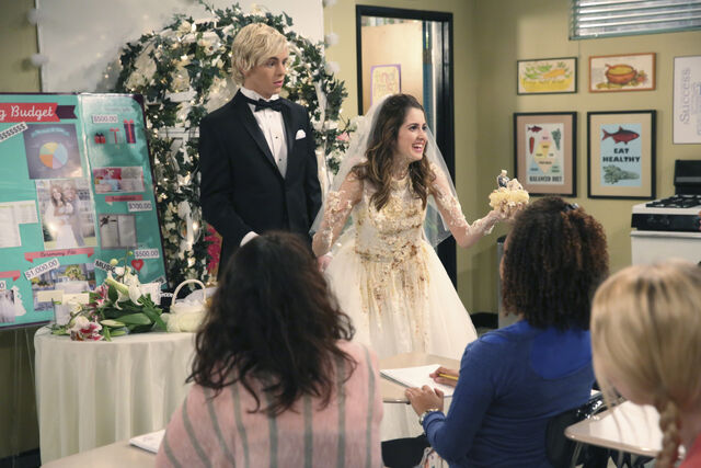 File:S4E07-WeddingBellsAndWackyBirds-3.jpg