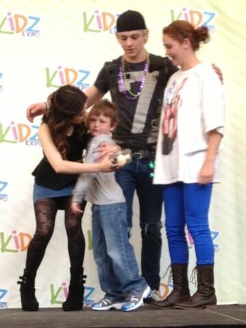 File:KidzExpo81.jpg
