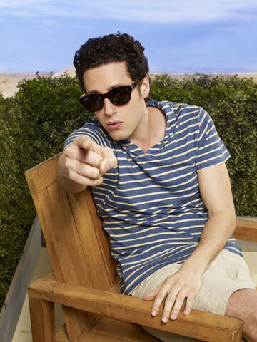 File:Paulo-costanzo-as-evan-lawson1.jpg