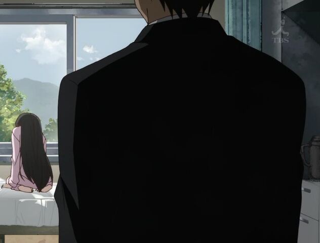File:Megu'sPapa'sBack.jpg