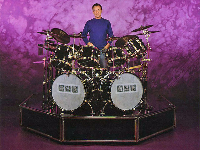 File:Ludwig, Hot Pink 2.jpg