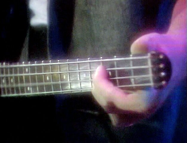 File:Steinberger L2, Black 2.jpg