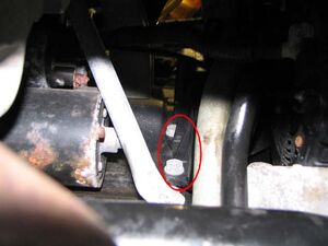 Canister bolts