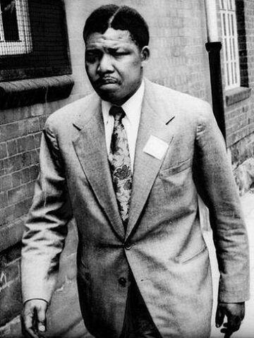 File:Mandela Nelson 1961.jpg