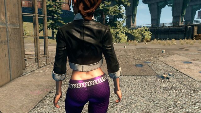 File:Shaundi in Saints Row The Third showing lower back tattoo removed.jpg